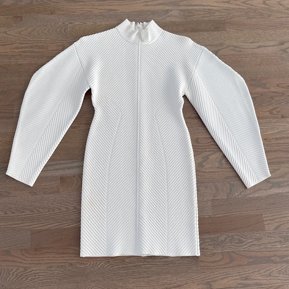 Herve Leger Dresses & Skirts - Herve Leger Off White/cream bodycon Mid Length Dress Size M